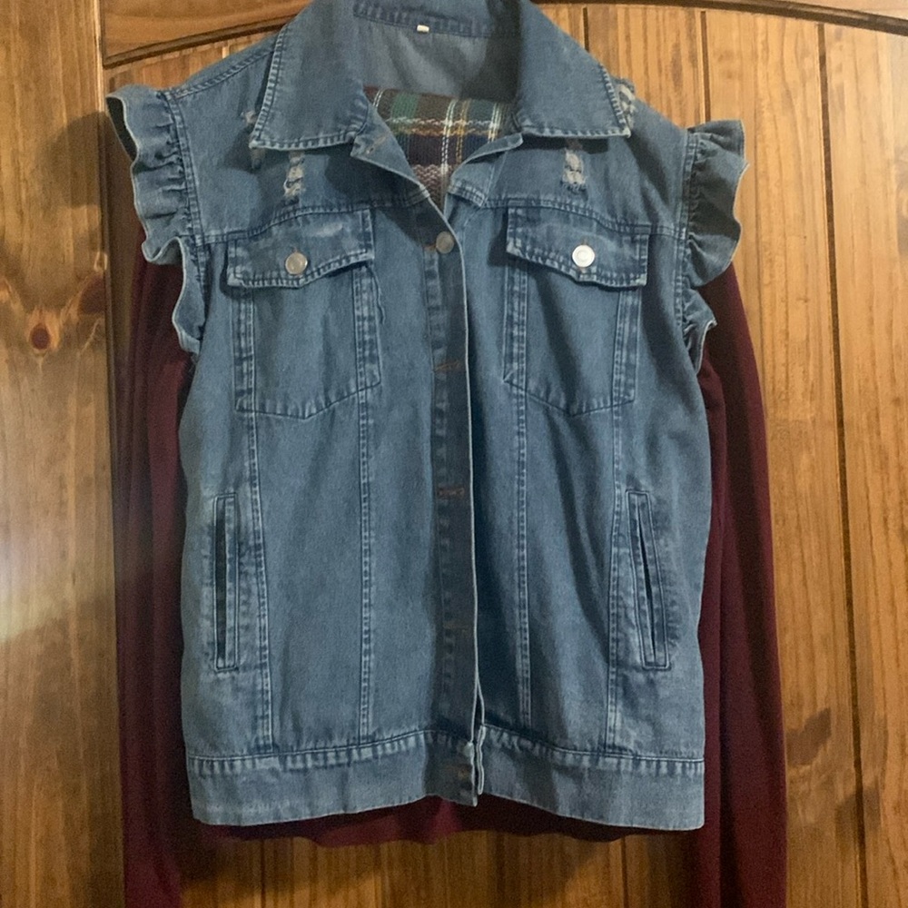 Denim vest XL roomy for tees, shirts, sweaters.